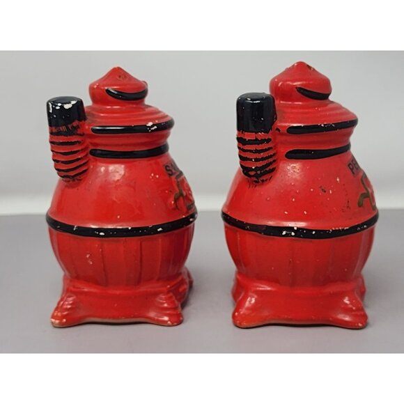 Vintage Red Barrel & White Floral‎ Teapot Salt & Pepper Shakers Set Japan - Picture 7 of 13